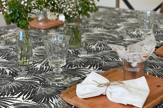 Mantel Palmera Negra | Antimanchas